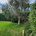 Eleonora בית נופש *